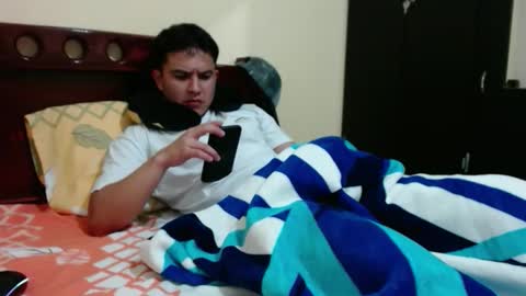 Snapshot of athleticboy2026 chatting on 4, 12, 2025 Robin online show from 4, 12, 2025