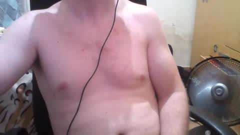 Snapshot of athleticboyy chatting on 4, 1, 2025 Paul Van online show from 4, 1, 2025