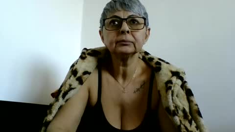 atikaarea online show from 6, 1, 2025