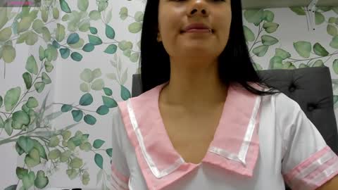 Snapshot of atilana_diaz chatting on 12, 12, 2024 Atilana Diaz online show from 12, 12, 2024