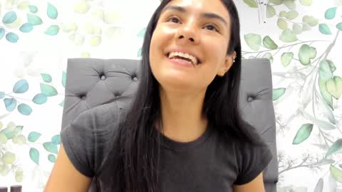 Snapshot of atilana_diaz chatting on 31, 12, 2024 Atilana Diaz online show from 31, 12, 2024