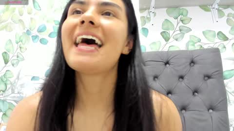 Snapshot of atilana_diaz chatting on 27, 1, 2025 Atilana Diaz online show from 27, 1, 2025