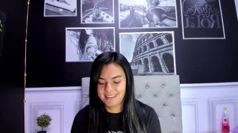 Snapshot of atilana_diaz chatting on 22, 9, 2025 Atilana Diaz online show from 22, 9, 2025