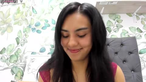 Snapshot of atilana_diaz chatting on 7, 10, 2025 Atilana Diaz online show from 7, 10, 2025