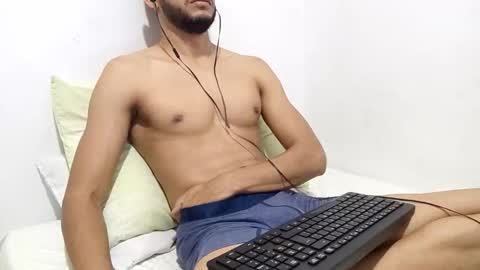 Snapshot of atorres21 chatting on 3, 10, 2025 Torres online show from 3, 10, 2025
