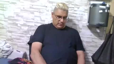 Snapshot of atr2424293280 chatting on 1, 2, 2026 A online show from 1, 2, 2026