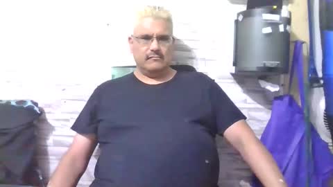 Snapshot of atr2424293280 chatting on 27, 3, 2026 A online show from 27, 3, 2026