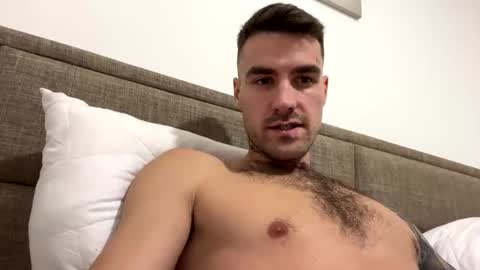 Snapshot of atrani_boy chatting on 14, 11, 2025 Atrani Boy online show from 14, 11, 2025