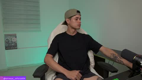 Snapshot of atreus_oficial chatting on 3, 12, 2025 Atreus online show from 3, 12, 2025