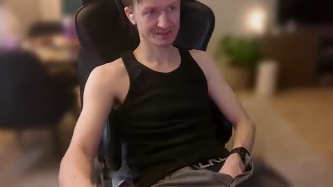 Snapshot of atvulpes chatting on 12, 1, 2025 Max Powers online show from 12, 1, 2025