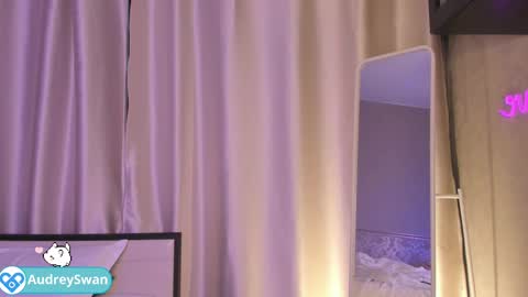 Snapshot of audrey_swann chatting on 17, 2, 2025 Mary online show from 17, 2, 2025