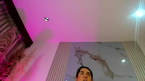 Audrey Hayworth online show from 2, 4, 2026