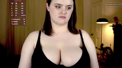 Audrey Jacq online show from 5, 12, 2024