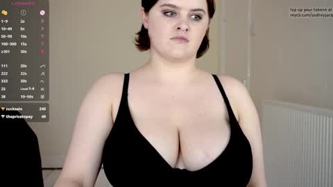 Audrey Jacq online show from 7, 10, 2025