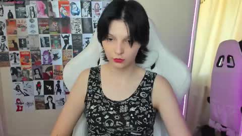 Audrey online show from 19, 9, 2025