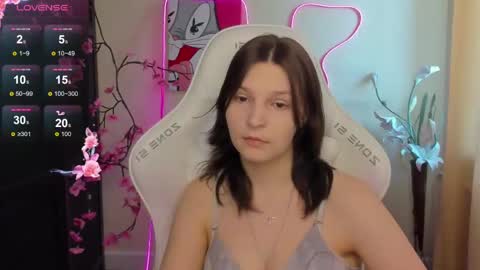 Snapshot of audreyykim chatting on 7, 6, 2026 Audrey online show from 7, 6, 2026