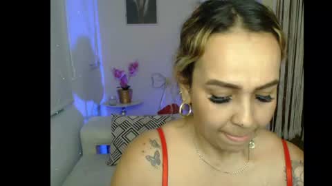Snapshot of aunty_milf chatting on 16, 6, 2026 aunty_milf online show from 16, 6, 2026