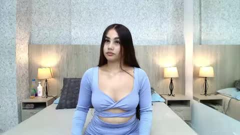 Aura online show from 22, 4, 2026