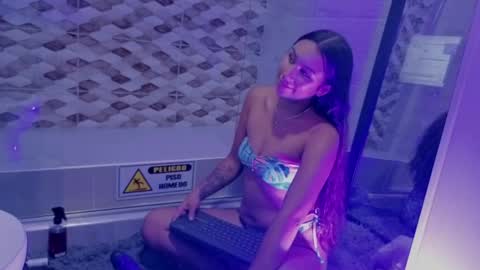 Snapshot of aura_verde chatting on 15, 5, 2026 aura verde online show from 15, 5, 2026