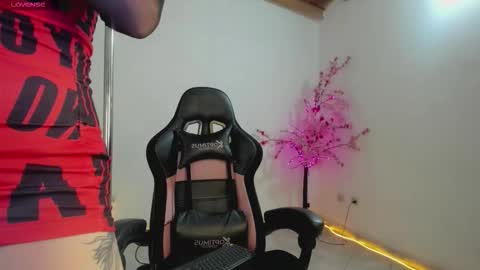 aura online show from 14, 9, 2025