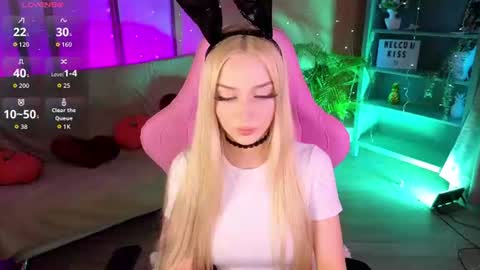 Aura online show from 13, 6, 2026
