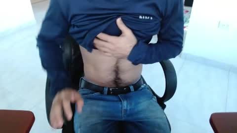 Snapshot of aureliv1 chatting on 24, 4, 2026 Aureliano online show from 24, 4, 2026