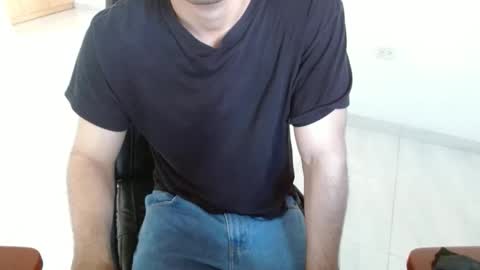 Snapshot of aureliv1 chatting on 13, 5, 2026 Aureliano online show from 13, 5, 2026