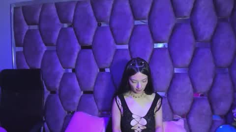 aurora online show from 6, 11, 2025