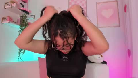 Aurora online show from 1, 3, 2025