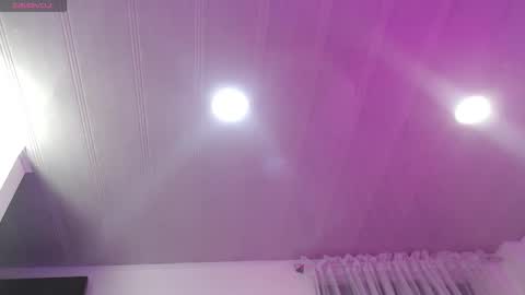 Snapshot of aurora_blossom__ chatting on 9, 9, 2025 Aurora online show from 9, 9, 2025