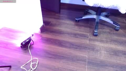 Snapshot of aurora_blossom__ chatting on 17, 9, 2025 Aurora online show from 17, 9, 2025