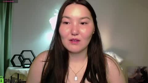 Snapshot of aurora_briggs chatting on 9, 7, 2026 Camila online show from 9, 7, 2026