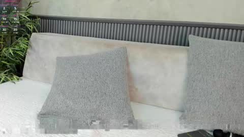 aurora_cruz online show from 20, 4, 2026