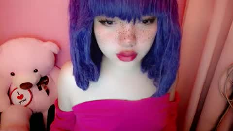 cute online show from 20, 4, 2026