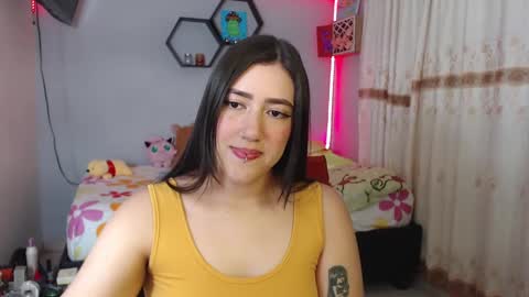 Snapshot of aurora_shy_ chatting on 8, 2, 2025 Aurora online show from 8, 2, 2025