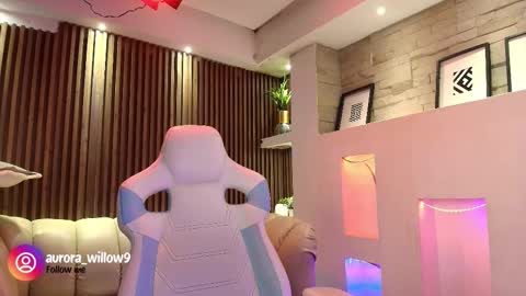 Snapshot of aurora_willow9 chatting on 17, 12, 2025 aurora_willow9 online show from 17, 12, 2025