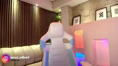 Snapshot of aurora_willow9 chatting on 18, 12, 2025 aurora_willow9 online show from 18, 12, 2025