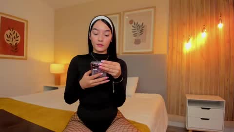 Snapshot of auroraevans__ chatting on 25, 2, 2025 Aurora online show from 25, 2, 2025