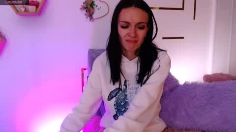 aurorahans online show from 11, 3, 2026