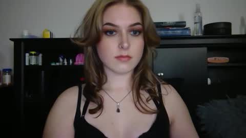 Snapshot of auroralightz1 chatting on 4, 3, 2026 auroralightz1 online show from 4, 3, 2026