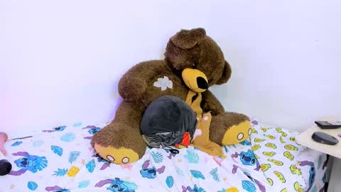 INSTAGRAM AURORA MCRY online show from 1, 2, 2025