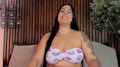 Snapshot of auroraqueenn chatting on 16, 7, 2026 auroraqueenn online show from 16, 7, 2026