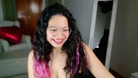 Aurora online show from 5, 3, 2025