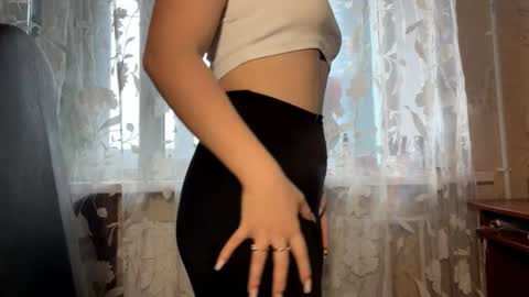 Snapshot of aurorekhuu chatting on 25, 2, 2026 Elizabeth online show from 25, 2, 2026