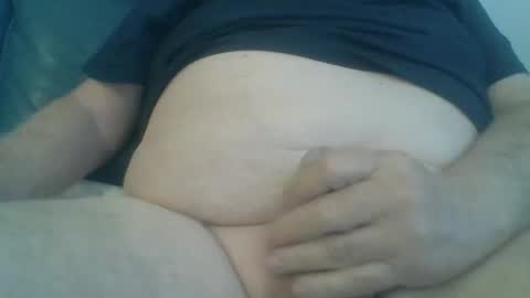 Snapshot of aussie1955 chatting on 1, 12, 2025 aussie1955 online show from 1, 12, 2025