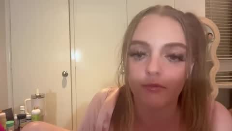 Snapshot of aussiecouple101798558 chatting on 30, 10, 2025 aussiecouple101798558 online show from 30, 10, 2025