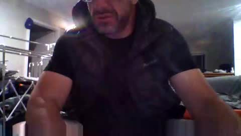 Snapshot of aussieguy59660 chatting on 4, 10, 2025 aussieguy59660 online show from 4, 10, 2025