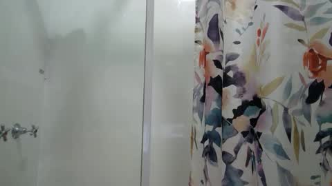 Milf4u online show from 17, 12, 2024