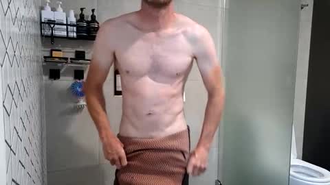 Snapshot of aussieweapon chatting on 3, 3, 2026 Nick online show from 3, 3, 2026