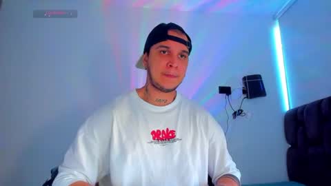 Snapshot of austin_curry chatting on 16, 7, 2026 A online show from 16, 7, 2026
